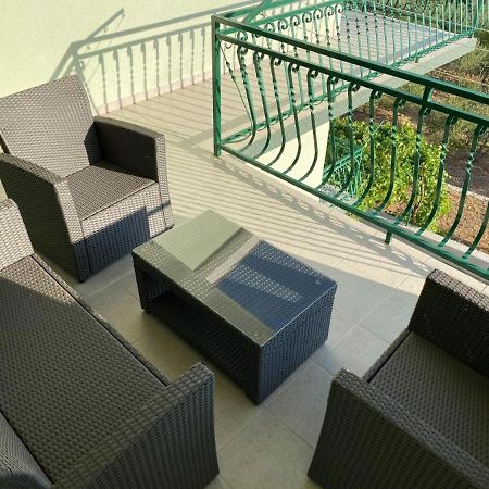 Hotel Apartman Ivan Makarska Exterior foto